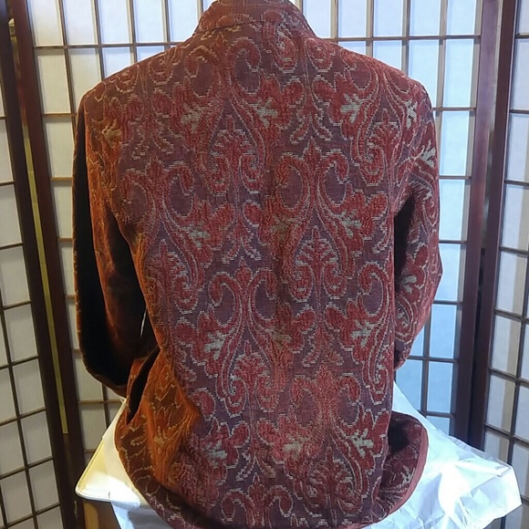 Jacket - Picture 4 of 8